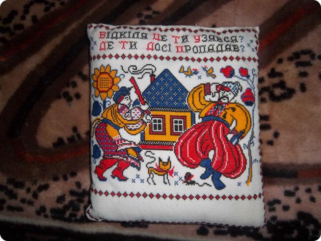 вышивание подушек